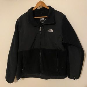 Gently used black north face jacket
